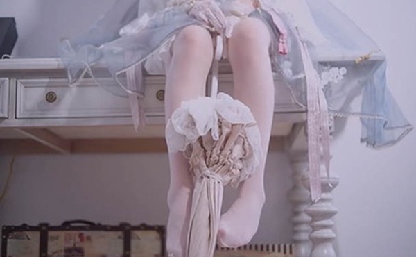 可爱小萌妹美腿拍摄