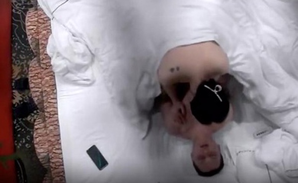 酒店偷拍年前分别的打工偷情男女年后相聚的肉体相融_好会干啊干前验一下是否安全