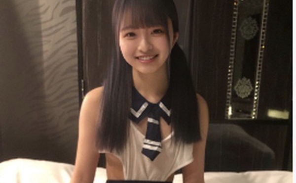 FC2-PPV-325800418岁天才萌小妹