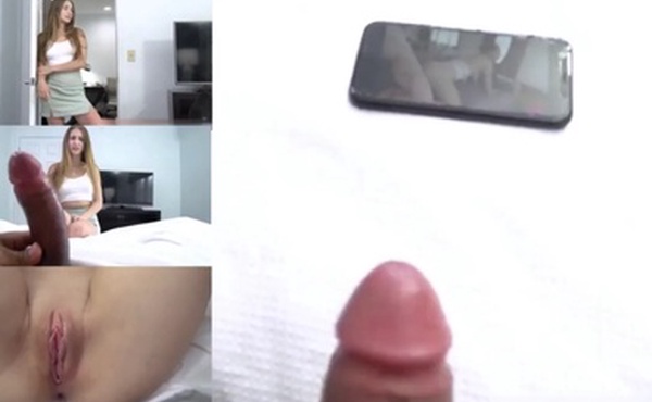 欧美正在房间里玩打飞机妹妹突然闯入很尴尬