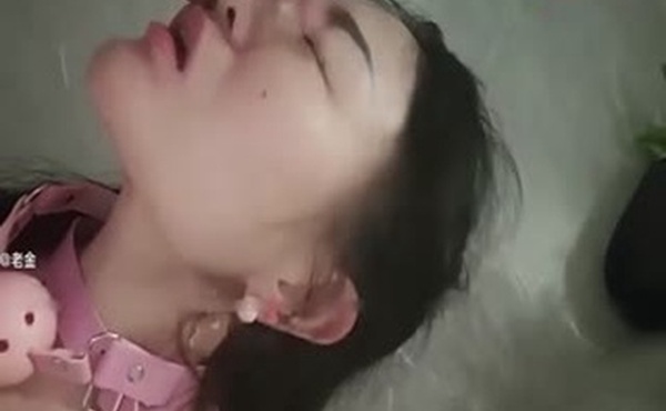 嫂子乱伦北京市最淫荡大嫂勾引小叔子乱伦只因看见小叔子牛子大春心荡漾