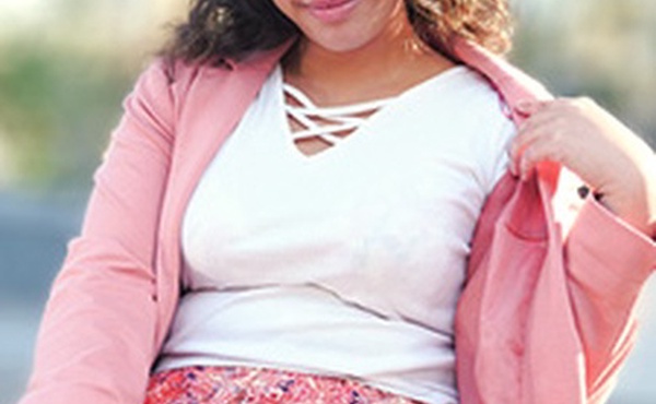 女人是如何工作的——巴西丰满女孩身材的测量—玛丽亚