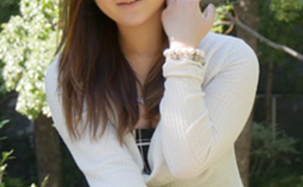 我让我那爱鸡巴的女儿为我内射。羽田美优