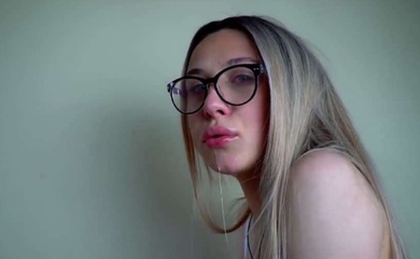 教继姐深口交并射在喉咙里