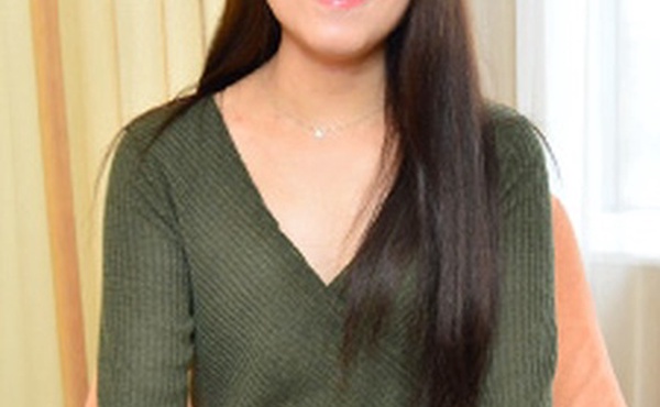 素人AV采访～想和专业AV男优做爱，释放工作压力～松本信子