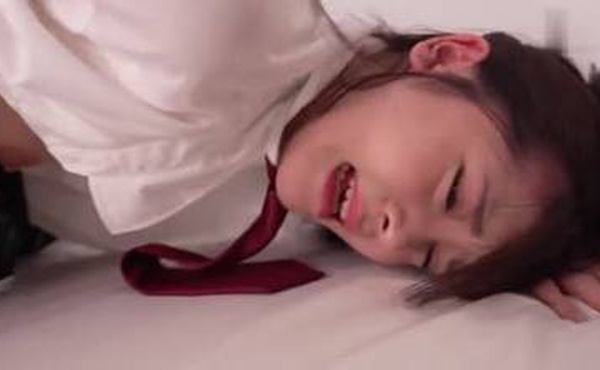 GOUL-009  绝望母娘