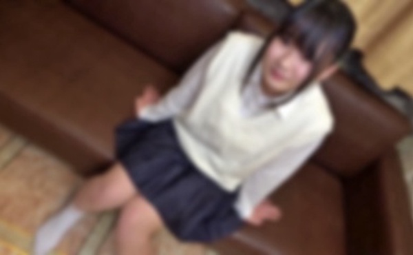 FC2-3253372 10代家出娘。発育中の未処理剛毛マンコは超敏感「うぁぁぁ…！！おかしくなっちゃぅ-cd1