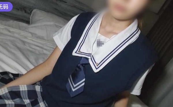 FC2-3119882 【2004年生】債務者の娘～親が仕事中家に行き未開発な膣を巨根で…