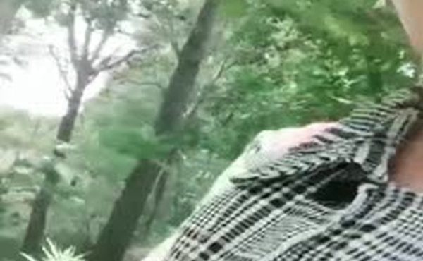 农村骚妇勾引老头性爱直播