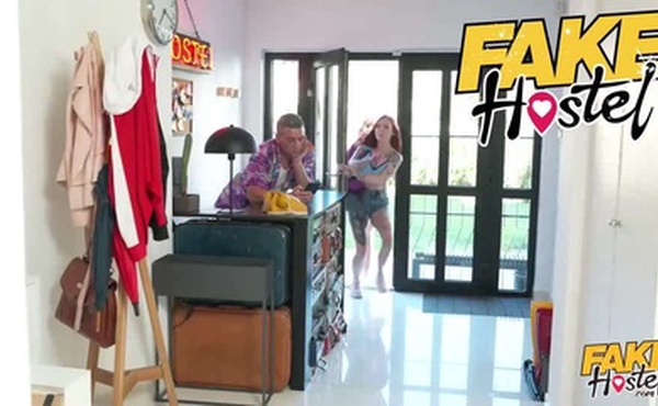 FakeHostel－Lilly Mays And Eva Ray