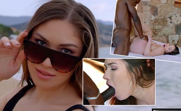 嫩模级的小姐姐约黑人男子在度假村户外干炮，被猛操那舒服性福感