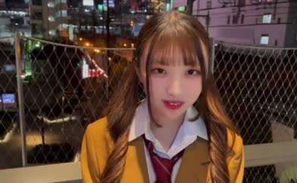 日本荡妇-双马尾JK