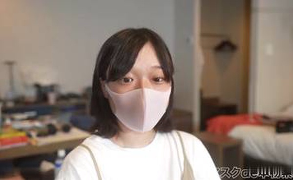 ２０才の妊娠１０ヶ月の臨月の新婚の妊婦は経験人数１人！旦那のみ！涙涙、アナル舐め、猿ぐつわ、首輪、手錠、イラマチオ、パイズリ、中出し２回戦！新婚旦那を裏切り、撮影の１０日後に無事に出産FC2-PPV-4770665-1