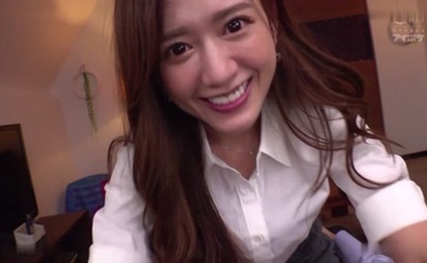  中出しOK淫語と汗蒸しパンチラで女上司に誘惑されっぱなしのボク 希島あいりUncensored-IPX-520