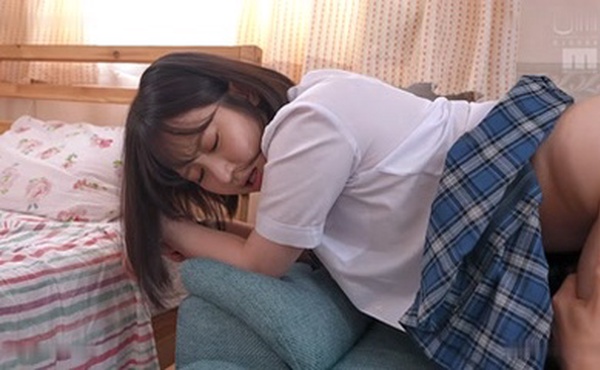 被Yarichin大学学生的导师带走的小野立花-小野六花MIDV-031-u